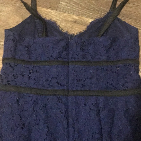 New express piped lace sheath dress midnight blue - Picture 6 of 8